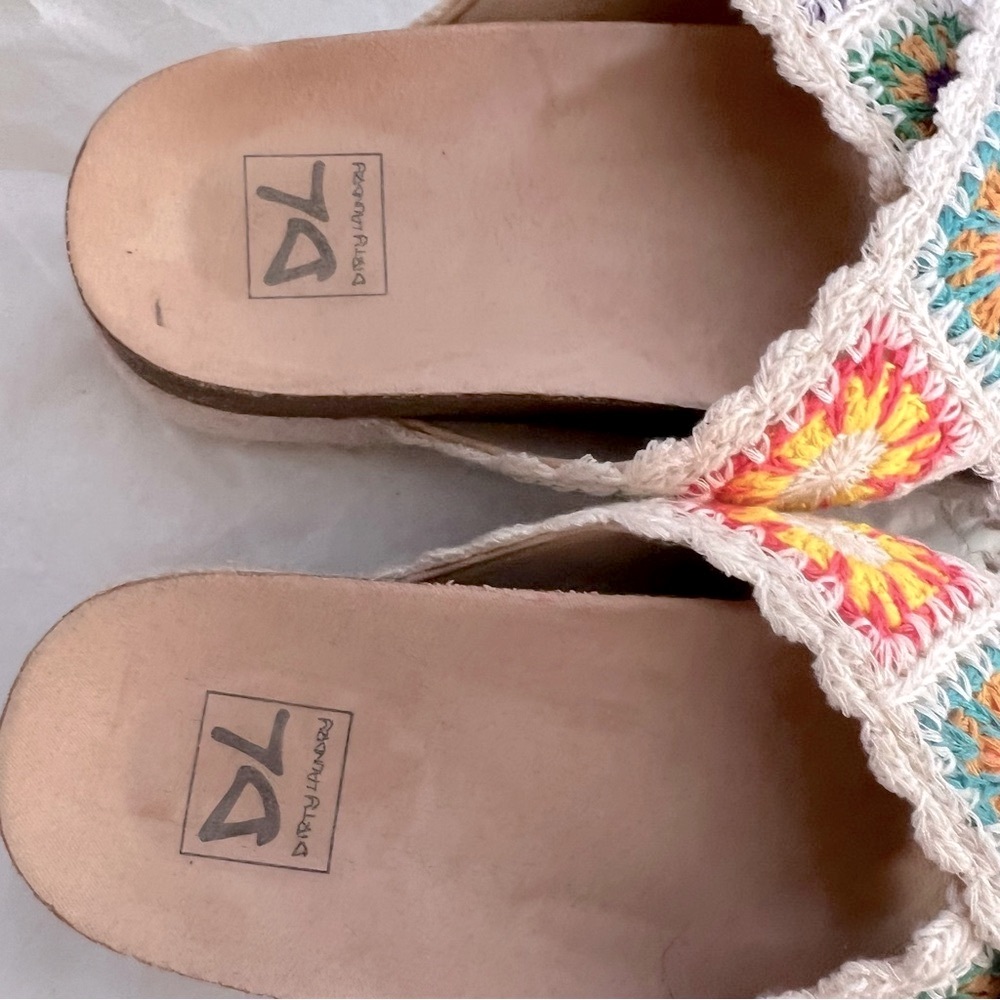 Dirty Laundry Beige Multicolored Patchwork Platfo… - image 7